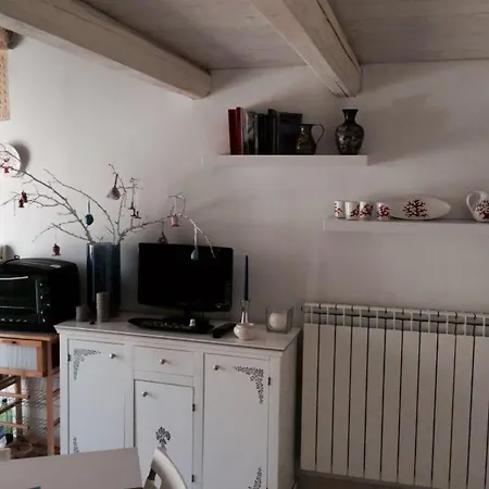 Charming In Castiglione With Terrace & Jacuzzi Appartement
